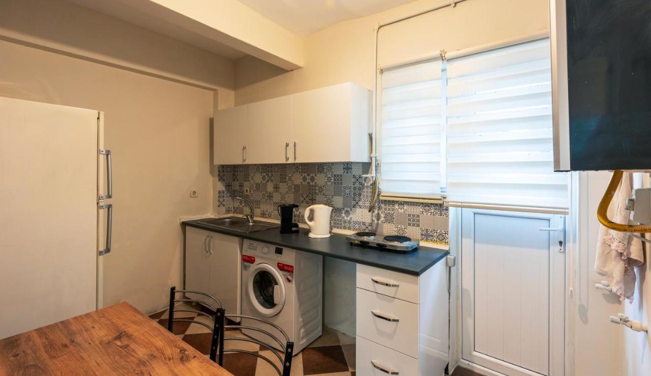 דירה In The Center Of Taksim And Galataport 3 Bedrooms 1 Living In *