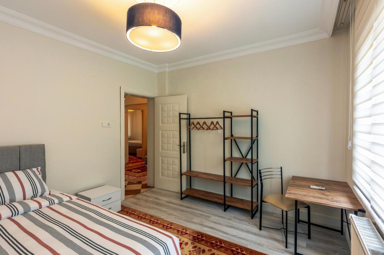 דירה In The Center Of Taksim And Galataport 3 Bedrooms 1 Living In