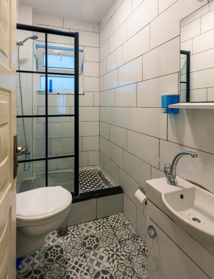 In The Center Of Taksim And Galataport 3 Bedrooms 1 Living In דירה איסטמבול